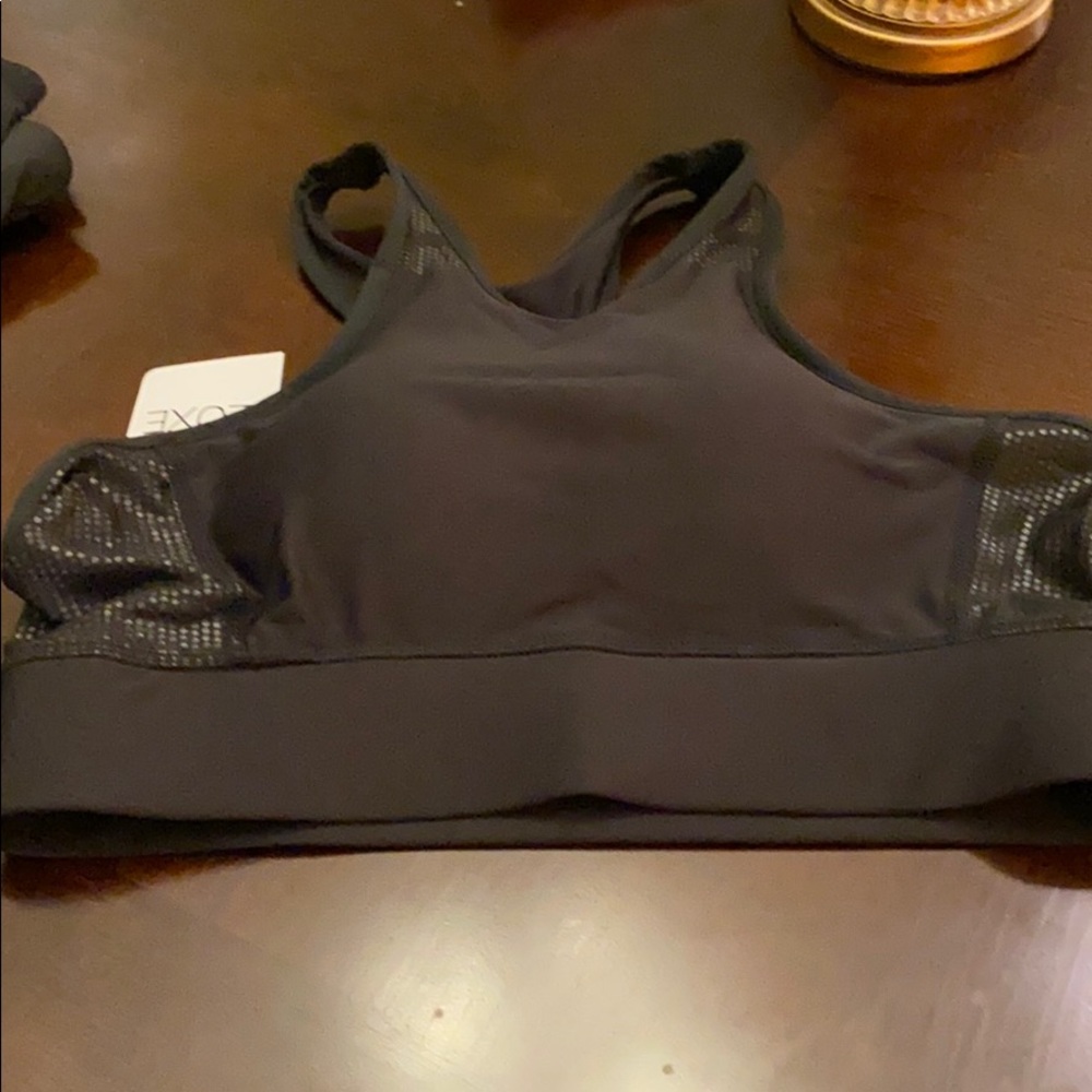 Sports bra